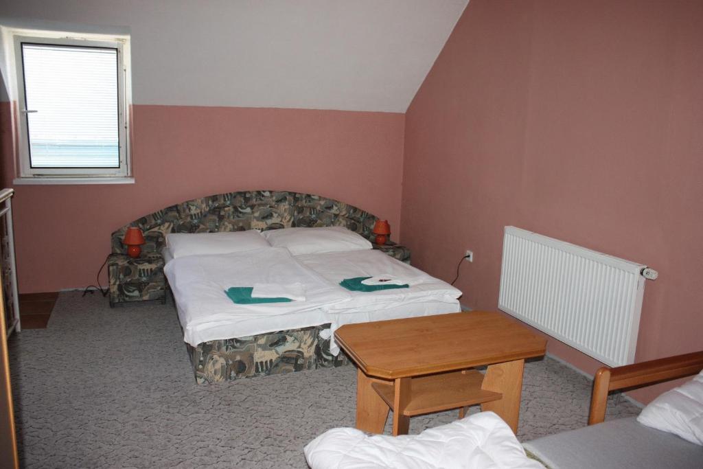 Hotel Bax Зноймо Стая снимка