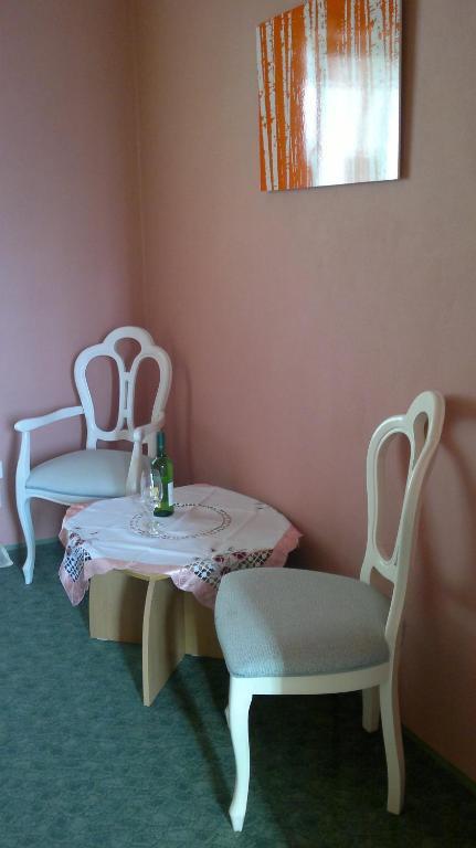 Hotel Bax Зноймо Екстериор снимка