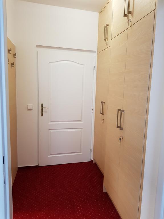 Hotel Bax Зноймо Екстериор снимка
